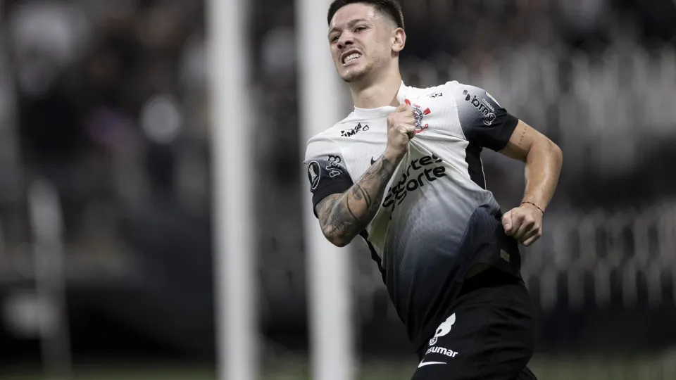 Garro seguirá em tratamento para dor e é desfalque do Corinthians em Dérbi